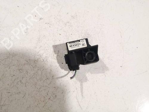 Used Electronic module Electronic module RENAULT MEGANE II (BM0/1_, CM0/1_) 1.6 16V (BM0C, CM0C) (113 hp) 32561583 32561583