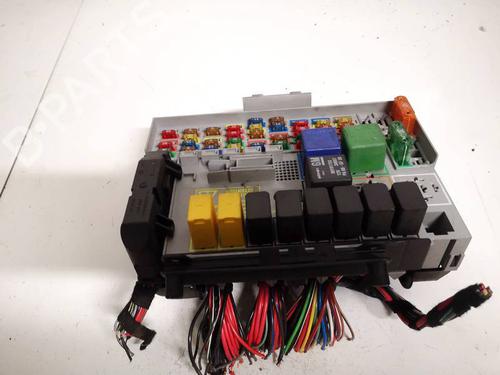 Used Fuse box OPEL ZAFIRA A MPV (T98) 2.2 DTI 16V (F75) (125 hp) 32624404