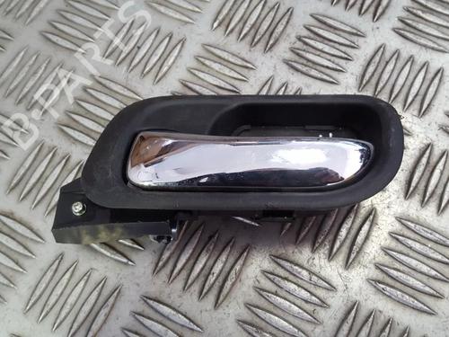 Used Rear left interior door handle Rear left interior door handle MERCEDES-BENZ E-CLASS (W211) E 200 Kompressor (211.042) (163 hp) 35688613 35688613