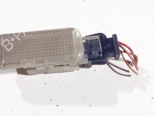 interior-roof-light-audi-a3-8l1-1996-1997-1998-1999-2000-2001-2002-2003-2004-2005-2006-35026505 main image