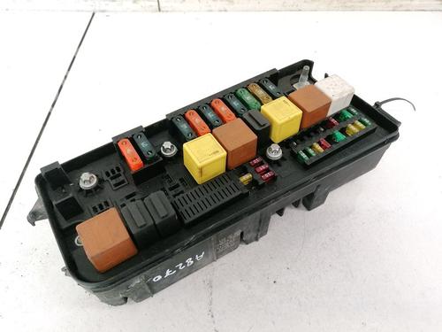 Used Fuse box Fuse box SAAB 9-3 (YS3F, E79, D79, D75) 2.0 t (163 hp) 32915892 32915892