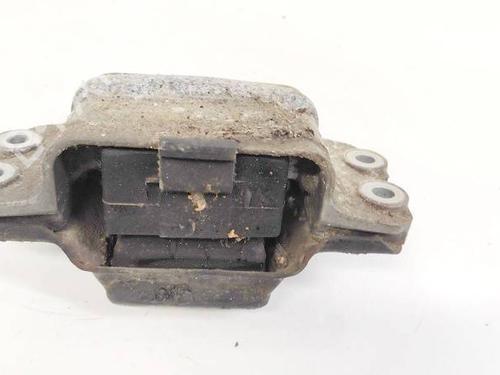 Used Engine mount Engine mount VW TOURAN (1T1, 1T2) 2.0 TDI 16V (140 hp) 32930531 32930531