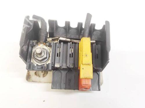 Used Fuse box Fuse box PEUGEOT 207 (WA_, WC_) 1.4 16V (95 hp) 32627774 32627774