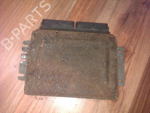 Used Engine control unit (ECU) Engine control unit (ECU) RENAULT LAGUNA I (B56_, 556_) 1.8 (B56S/T/0) (90 hp) 33495720 33495720