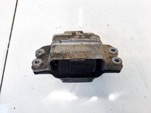 Used Engine mount Engine mount VW GOLF PLUS V (5M1, 521) 1.9 TDI (105 hp) 32566040 32566040
