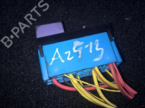 fuse-box-renault-scenic-ii-jm01_-2003-2004-2005-2006-2007-2008-2009-2010-33531377 main image