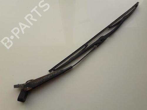 Used Front windshield wiper arm Front windshield wiper arm 33506582 33506582
