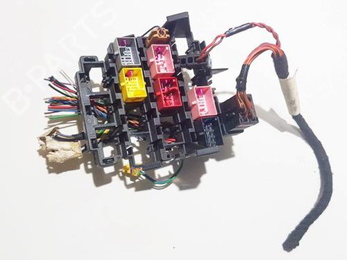 Used Fuse box Fuse box VW PASSAT B5 Variant (3B5) 1.9 TDI (110 hp) 33100973 33100973