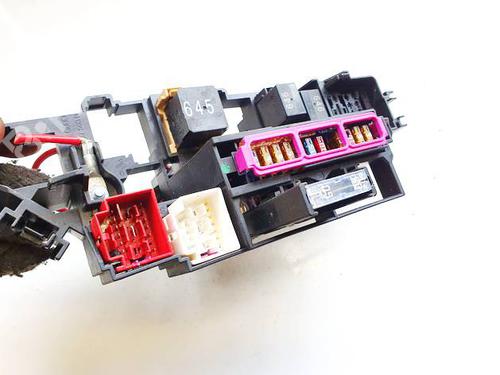 Fuse box AUDI A5 Convertible (8F7) 2.0 TDI | BP39158830E1 - Image 2