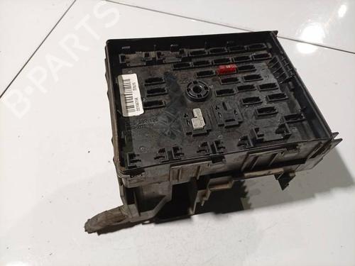 Used Fuse box Fuse box VW PASSAT B6 (3C2) 2.0 TDI (140 hp) 34575118 34575118