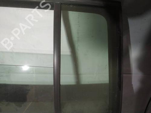 Panel rude bagtil venstre Panel rude bagtil venstre 35133733 35133733