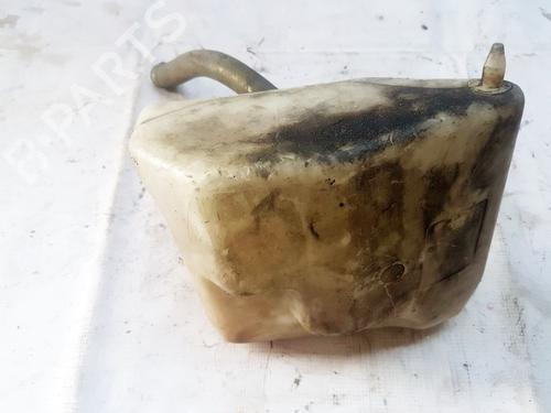 windscreen-washer-tank-audi-a4-b5-8d2-1994-1995-1996-1997-1998-1999-2000-2001-35865174 main image