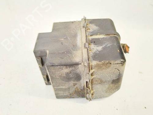 Used Fuse box Fuse box VW PASSAT B6 (3C2) 1.9 TDI (105 hp) 34110862 34110862