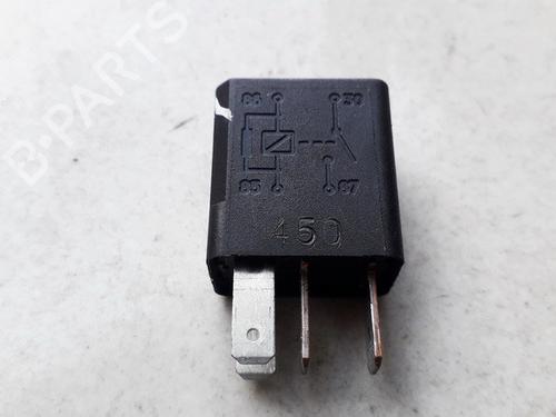 Used Electronic sensor Electronic sensor OPEL ASTRA G Hatchback (T98) 2.0 DTI 16V (F08, F48) (101 hp) 33528088 33528088