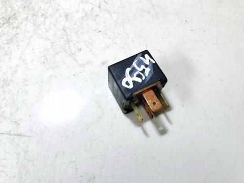 other-audi-a6-c5-4b2-4b4-1997-1998-1999-2000-2001-2002-2003-2004-2005-33520422 main image