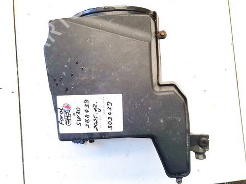 Used Air filter box Air filter box FORD KUGA I 2.0 TDCi 4x4 (163 hp) 34797428 34797428