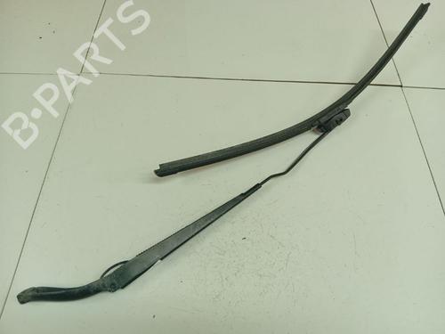 Used Front windshield wiper arm Front windshield wiper arm 39223577 39223577