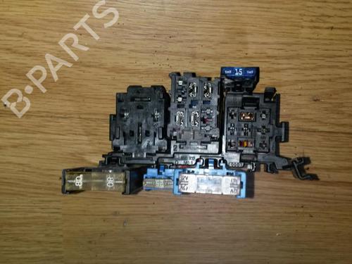 Used Fuse box Fuse box VW PASSAT B5 Variant (3B5) 1.9 TDI (110 hp) 33493303 33493303