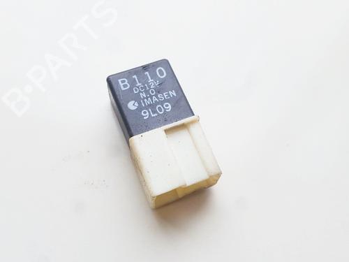 other-mazda-premacy-cp-1999-2000-2001-2002-2003-2004-2005-33521063 main image