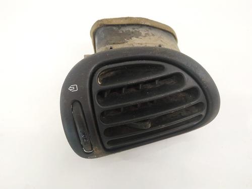 Used Air vent Air vent PEUGEOT 206 Hatchback (2A/C) 1.4 i (75 hp) 32895909 32895909