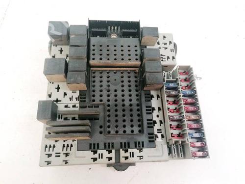 Used Fuse box Fuse box VOLVO S60 I (384) D5 (163 hp) 32919961 32919961