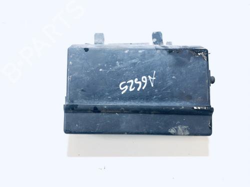 Used Fuse box Fuse box 33074953 33074953