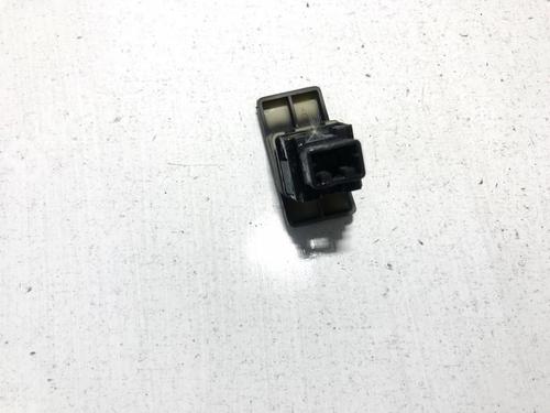 Warning switch SUZUKI SWIFT III (MZ, EZ) 1.5 (RS415, ZC21S) | BP35839320I22 - Image 2
