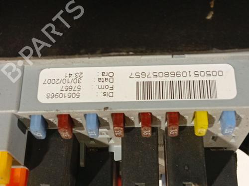 Fuse box ALFA ROMEO 159 (939_) 1.9 JTDM 8V (939AXE1B) | BP37190613E1 - Image 5