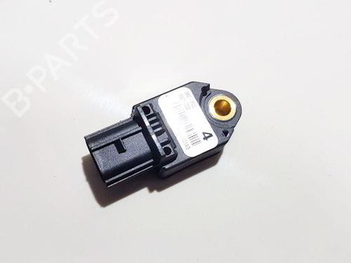 Used Electronic module Electronic module LEXUS IS II (_E2_) 220d (ALE20) (177 hp) 33102078 33102078