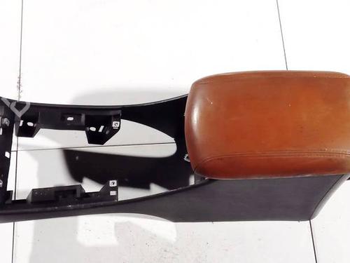 Used Armrest / Center console Armrest / Center console PEUGEOT 607 (9D, 9U) 2.7 HDi 24V (204 hp) 35083319 35083319