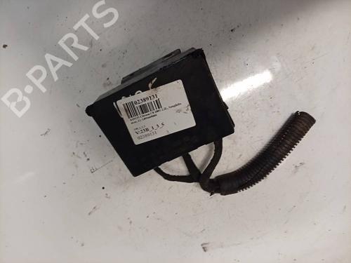 fuse-box-citroen-c8-ea_-eb_-2002-32585932 main image