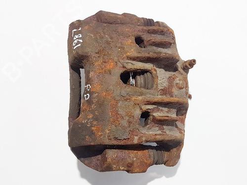 Used Right front brake caliper Right front brake caliper VW TRANSPORTER T4 Van (70A, 70H, 7DA, 7DH) 1.9 D (61 hp) 35535985 35535985
