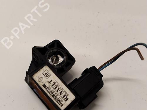 Used Electronic module Electronic module RENAULT MEGANE Scenic (JA0/1_) 1.9 dTi (JA0N) (98 hp) 33488919 33488919