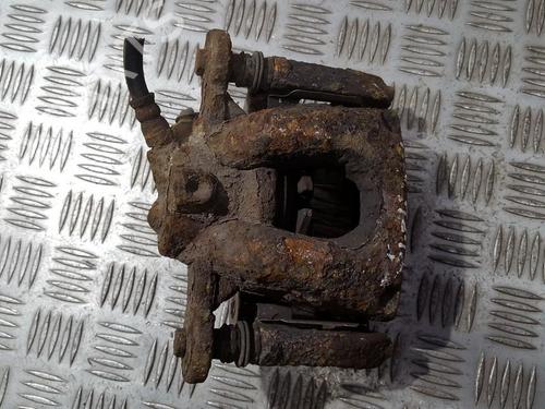 Used Right front brake caliper Right front brake caliper BMW 1 (E87) 118 d (122 hp) 35715378 35715378