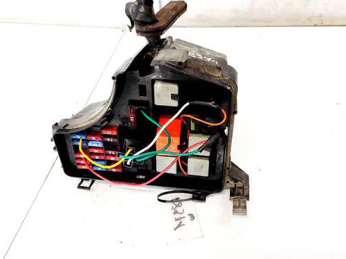 Used Fuse box SAAB 9-3 (YS3D) 2.2 TiD (115 hp) 32940739