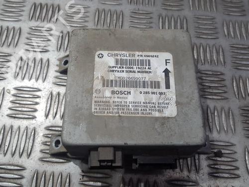 Used ECU airbags ECU airbags CHRYSLER VOYAGER / GRAND VOYAGER III (GS_, NS_) 2.4 i (151 hp) 33497552 33497552