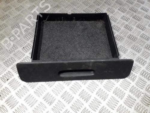 Used Glove box Glove box RENAULT SCÉNIC II (JM0/1_) 1.9 dCi (JM0G, JM12, JM1G, JM2C) (120 hp) 35709143 35709143