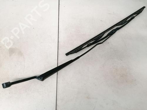 Used Front windshield wiper arm Front windshield wiper arm VW VENTO (1H2) 1.9 TD (75 hp) 32882625 32882625