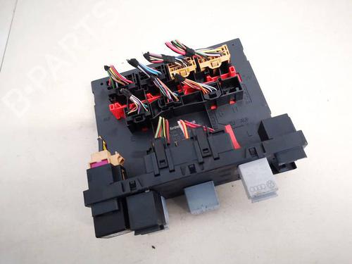 Used Fuse box Fuse box VW TOURAN (1T1, 1T2) 1.6 FSI (115 hp) 32925979 32925979