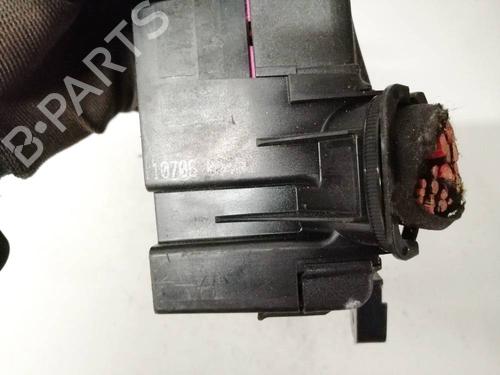Fuse box RENAULT MEGANE III Hatchback (BZ0/1_, B3_) 1.5 dCi (BZ09, BZ0D, BZ1W, BZ29, BZ14) | BP32968152E1 - Image 3