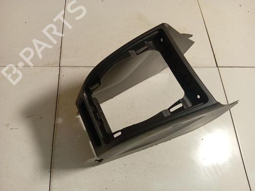 Used Middle console Middle console 37084301 37084301
