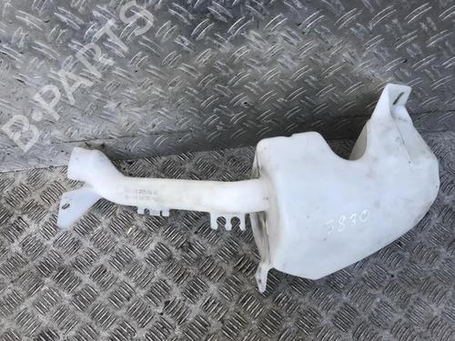 Used Windscreen washer tank Windscreen washer tank VOLVO V50 (545) 1.8 (125 hp) 35713669 35713669