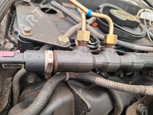 Used Injection rail Injection rail 35063444 35063444