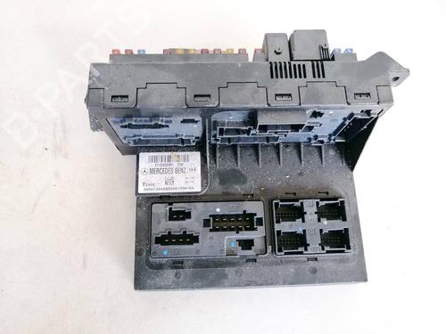 Used Fuse box Fuse box MERCEDES-BENZ E-CLASS (W211) E 220 CDI (211.006) (136 hp) 32950076 32950076