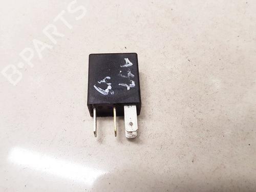 Used Electronic sensor Electronic sensor OPEL ASTRA G Hatchback (T98) 1.6 (F08, F48) (75 hp) 33107276 33107276