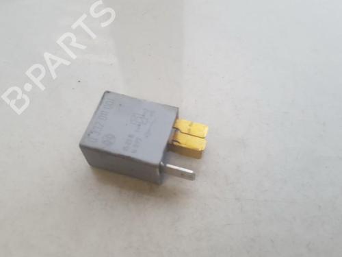 Used Electronic sensor Electronic sensor TOYOTA AVENSIS (_T25_) 2.0 D-4D (CDT250_, CDT250R) (116 hp) 33513449 33513449