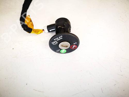 switch-alfa-romeo-147-937_-2000-2001-2002-2003-2004-2005-2006-2007-2008-2009-2010-32578798 main image