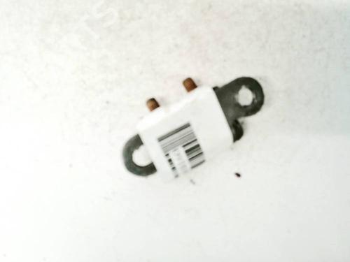 hingedoor-check-strap-toyota-corolla-saloon-_e12_-2000-2001-2002-2003-2004-2005-2006-2007-2008-32579942 main image