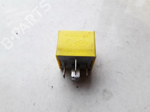 other-renault-laguna-ii-bg01_-2001-2002-2003-2004-2005-2006-2007-33098768 main image