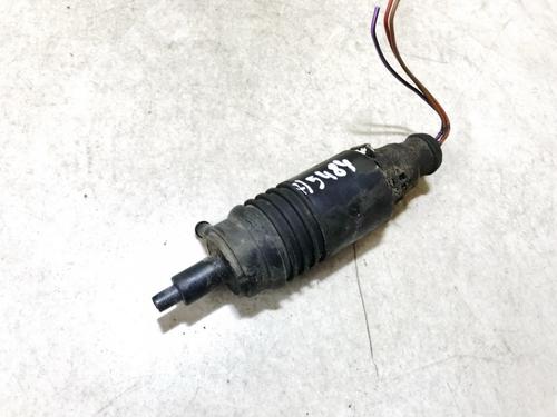 washer-pump-audi-a4-b5-8d2-1994-1995-1996-1997-1998-1999-2000-2001-35865813 main image